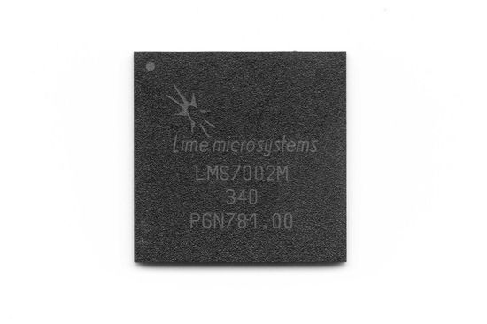 LMS7002M chip